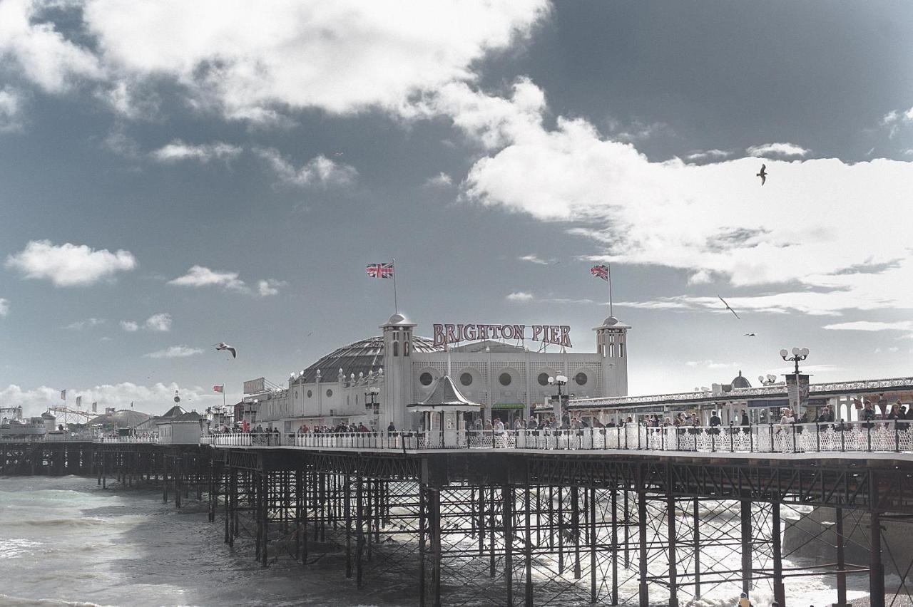 The Greenwich Rooms - Burger & Bird Bar & Restaurant Peacehaven 외부 사진